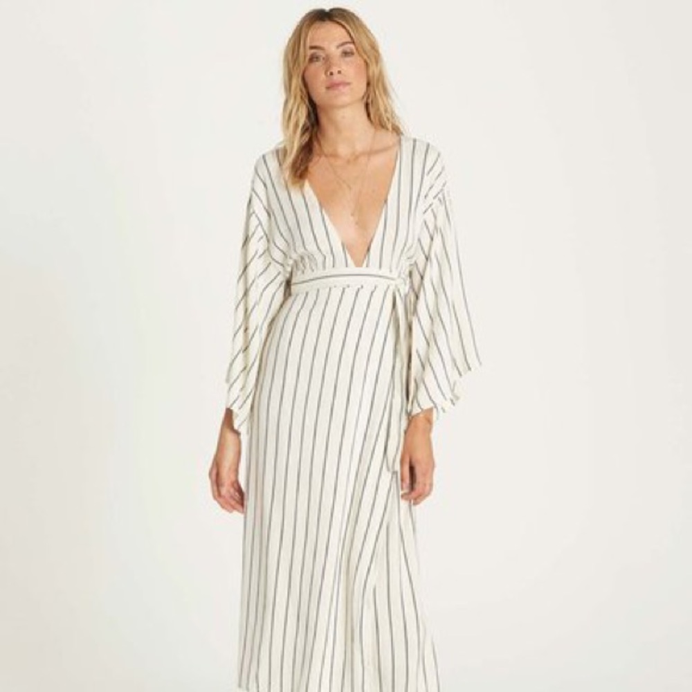 Billabong Robe Life Black White Striped Wrap Midi Dress Robe Vacation Small